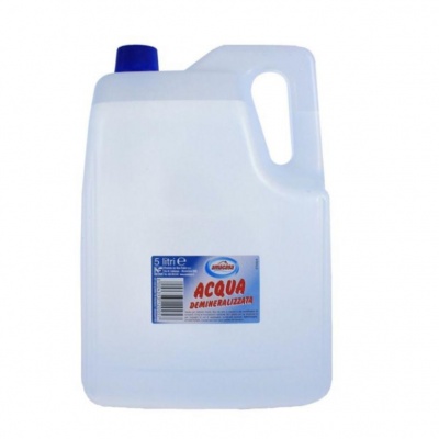 YADO ACQUA DEMINERALIZZATA 5LT.